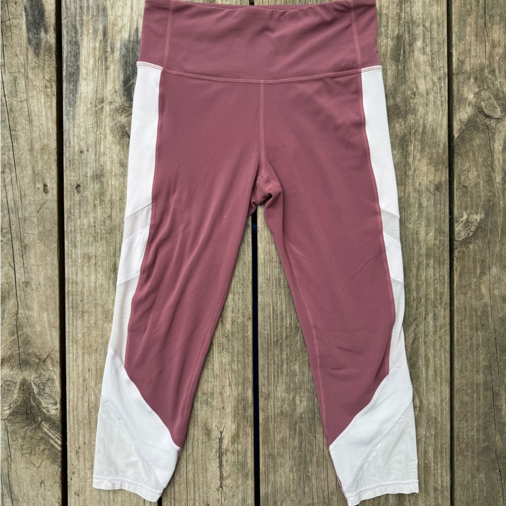 Athleta Womens High Rise Exhale Capri Legging - Rose Pink Powervita - Size M
